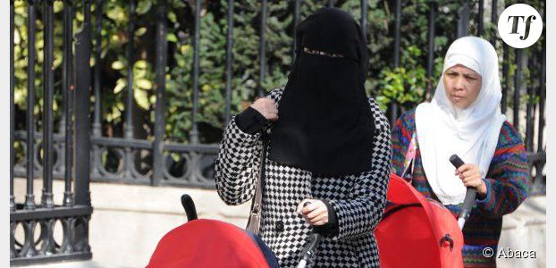 Agressions de femmes voilées : le nouveau visage de l'islamophobie ?