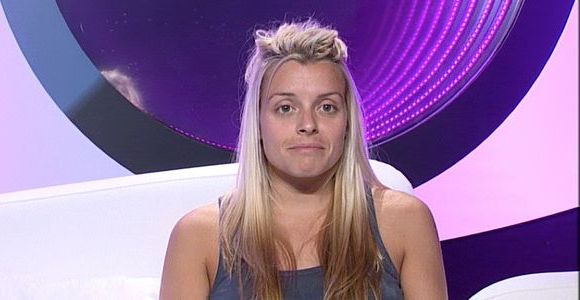 Secret Story 7 : Alexia « Moustache Girl » moquée sur  Internet