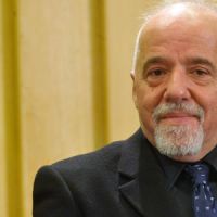 Quand Paulo Coelho fait rimer « Le Manuscrit retrouvé » avec une part d’humanité