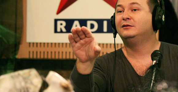 UFC-Que choisir accuse Cauet de diffuser de faux témoignages