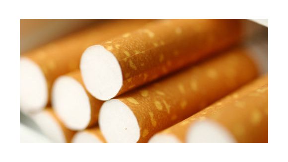 Hausse du prix du tabac : les cigarettes françaises sont les plus chères d'Europe