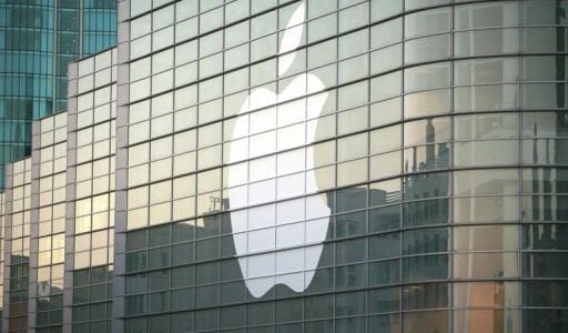 Un homme accuse Apple de l’avoir rendu accro au porno