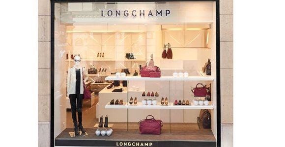 Longchamp ouvre une boutique 100% souliers à Paris