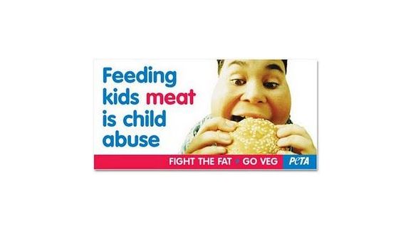 La PETA s’attaque aux parents qui laissent leurs enfants manger de la viande