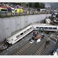 Plus de 56 morts: l'Espagne meurtrie par un grave accident de train 