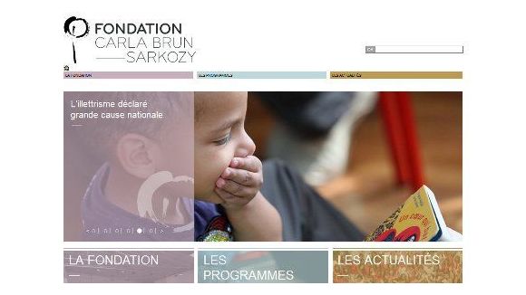 Carla Bruni : après la pétition contre son site, elle menace de porter plainte