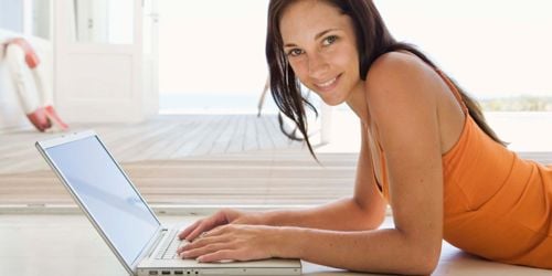 Internet participe à l'épanouissement des 15-34 ans 