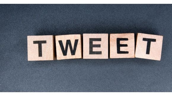 Twitter : de nouveaux hashtags homophobes envahissent le réseau social