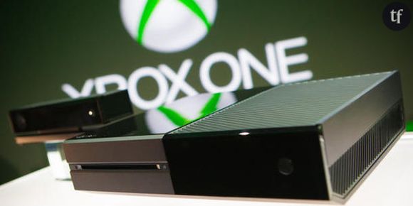 Microsoft: une Xbox One achetée le jeu FIFA 14 offert