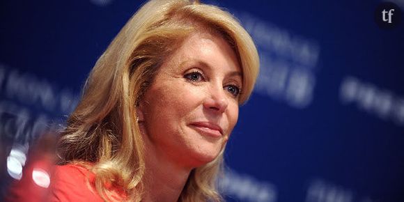 Wendy Davis traitée de "Barbie" par les républicains, Mattel réplique