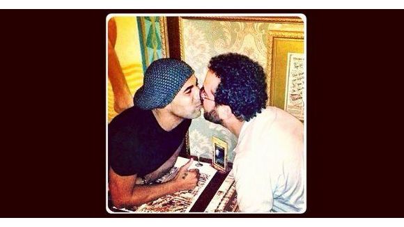 Un (autre) baiser gay réveille l'homophobie dans le monde du foot