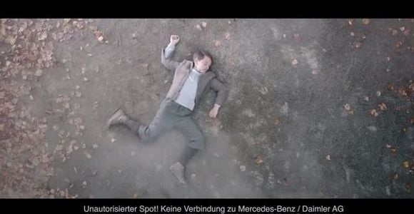 Mercedes : Adolf Hitler tué dans une fausse publicité fait scandale