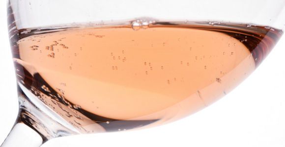 Dépression : un verre de vin par jour réduit les risques