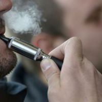 Cigarette électronique : Bruxelles veut la classer dans la catégorie des médicaments