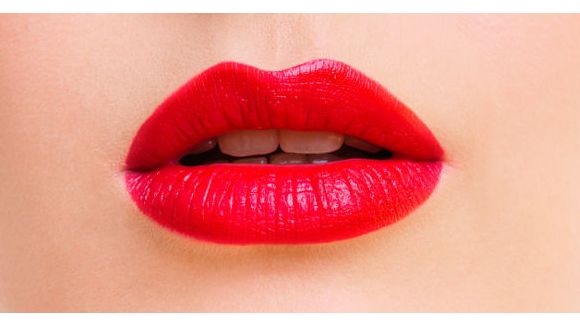 Sexe, bouche, oreilles... : les parties les plus érotiques du corps