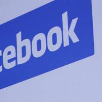 Quand des parents donnent leur enfant adoptif sur Facebook