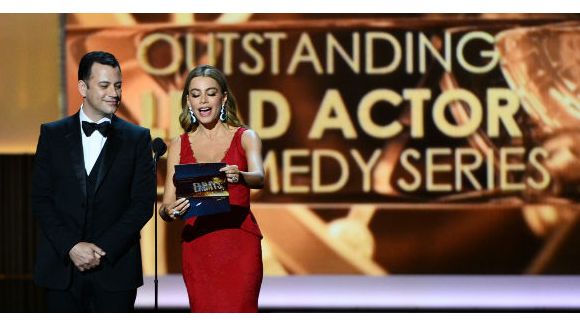 Emmy Awards 2013 : la robe très sexy de Sofia Vergara