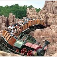Disneyland Paris/Train de la Mine : cinq blessés suite à l'effondrement du décor