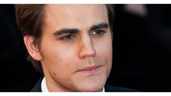 Vampire Diaries : Paul Wesley en couple avec Phoebe Tonkin ?