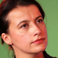 Cécile Duflot doit-elle démissionner après ses déclarations sur Manuel Valls ? 