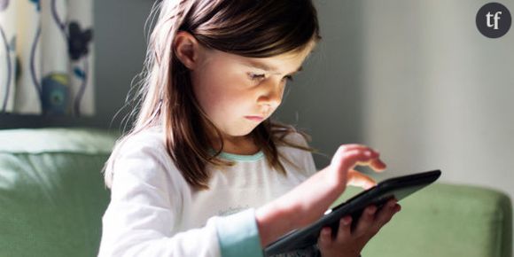 Smartphone, télé, tablette : à quel âge les laisser à nos enfants ?