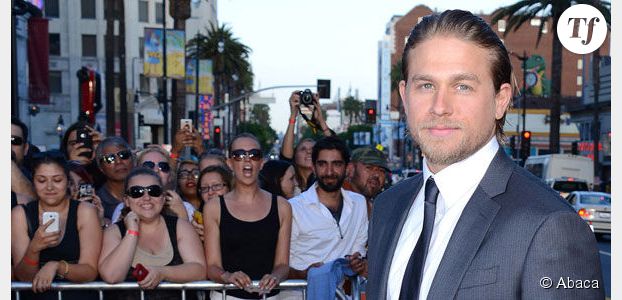 "Fifty Shades of Grey" : Charlie Hunnam trop frileux pour jouer le rôle de Christian Grey ? 