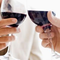 Alcool : les Français boivent moins de vin