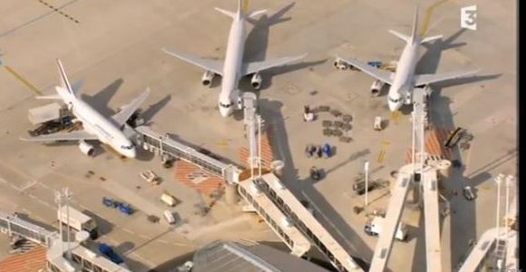 Roissy Charles de Gaulle : documentaire sur le 1er aéroport de France – Pluzz Replay