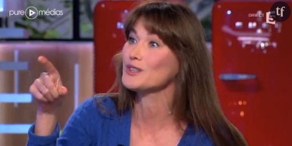 C à vous : Carla Bruni fait la leçon à Patrick Cohen sur son indépendance - vidéo