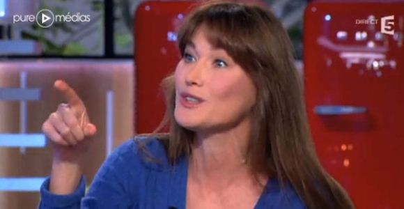 C à vous : Carla Bruni fait la leçon à Patrick Cohen sur son indépendance - vidéo