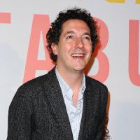 "Les garçons et Guillaume à table !" : l'extravagant Guillaume Gallienne en 4 points