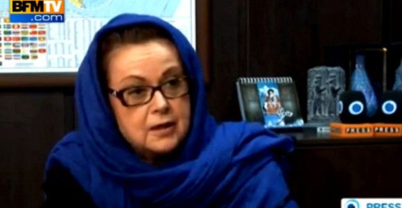 Christine Boutin, voilée, critique François Hollande à la télévision iranienne - vidéo