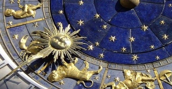 Horoscopes de presse : qui sont les astrologues qui les écrivent ?