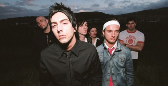 Qui est Ian Watkins, le rockeur de Lostprophets inculpé de tentative de viol sur bébé