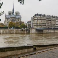 Crue à Paris : 500 000 logements menacés par les inondations