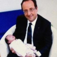 François Hollande et le bébé : d'où vient la photo qui fait jaser ?