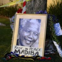 Mort de Nelson Mandela : l'hommage des stars 