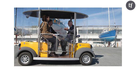 La Rochelle et ses " Cybercars" : des bus sans chauffeur circulent dans la ville