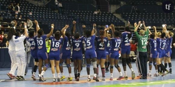 Handball : des Bleues aux deux visages se qualifient pour les quarts de finale du Mondial