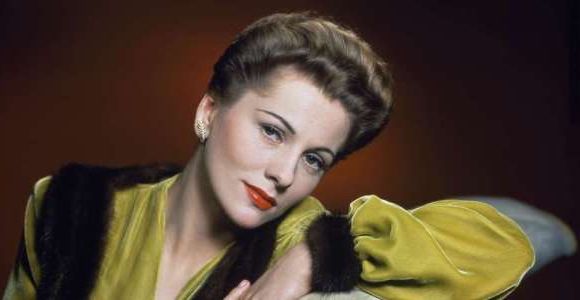 Joan Fontaine, l'héroïne des "Soupçons" d'Hitchcock est morte