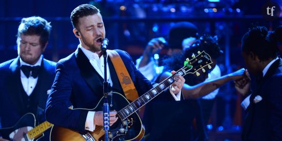 Justin Timberlake interrompt son concert pour une demande en mariage