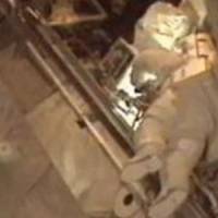 Deux astronautes sortent dans l’espace pour réparer une avarie – en vidéo