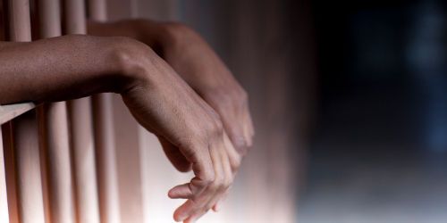 En Ouganda, les « homosexuels récidivistes » risquent désormais la prison à vie