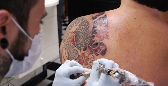 Tatouages en couleurs : L'interdiction n'aura pas lieu