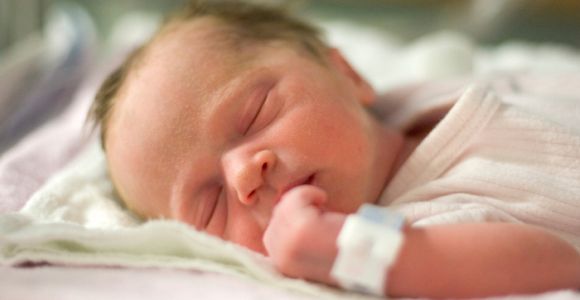 Chambéry : les poches alimentaires pour nourrissons remplacent le cordon ombilical