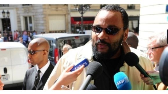 Dieudonné : ses avocats répondent à la circulaire de Valls