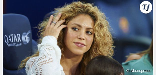 Piqué craque pour les formes de Shakira