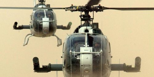 Libye : des hélicoptères français envoyés pour précipiter la chute de Kadhafi ?