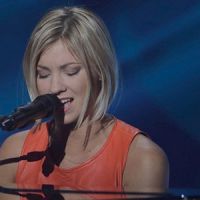 The Voice 2014 : qui est Julie Erikssen qui a repris Underwater de Mika ? – Vidéo