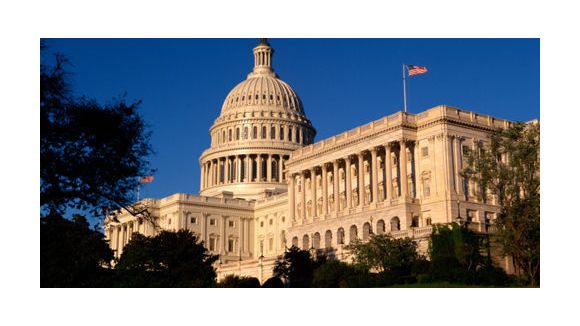 Terrorisme : Le Patriot Act reconduit par le Congrès américain